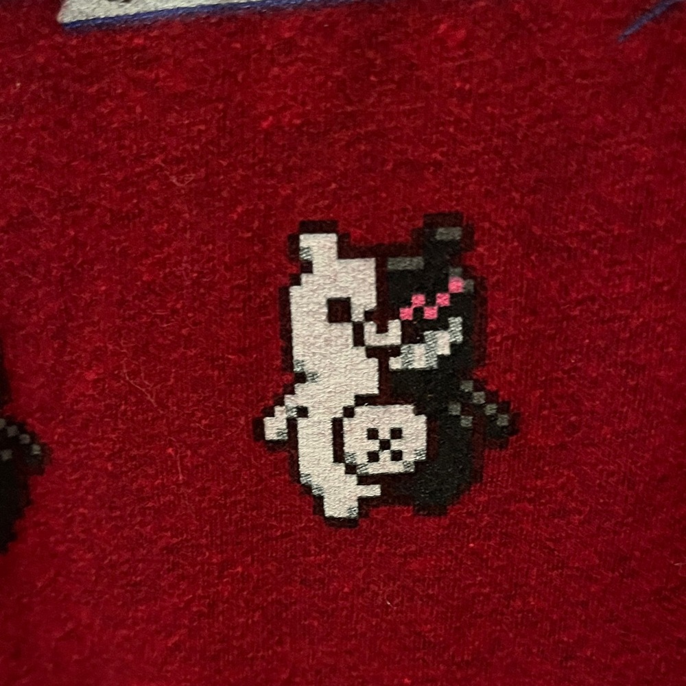 Red Graphic Danganronpa T-Shirt - Picture 2 of 3